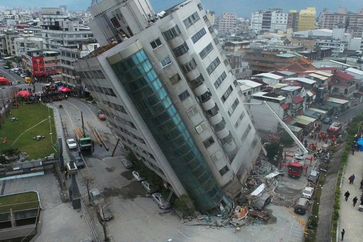 Землетрясение на Тайване стало самым мощным за 25 лет
