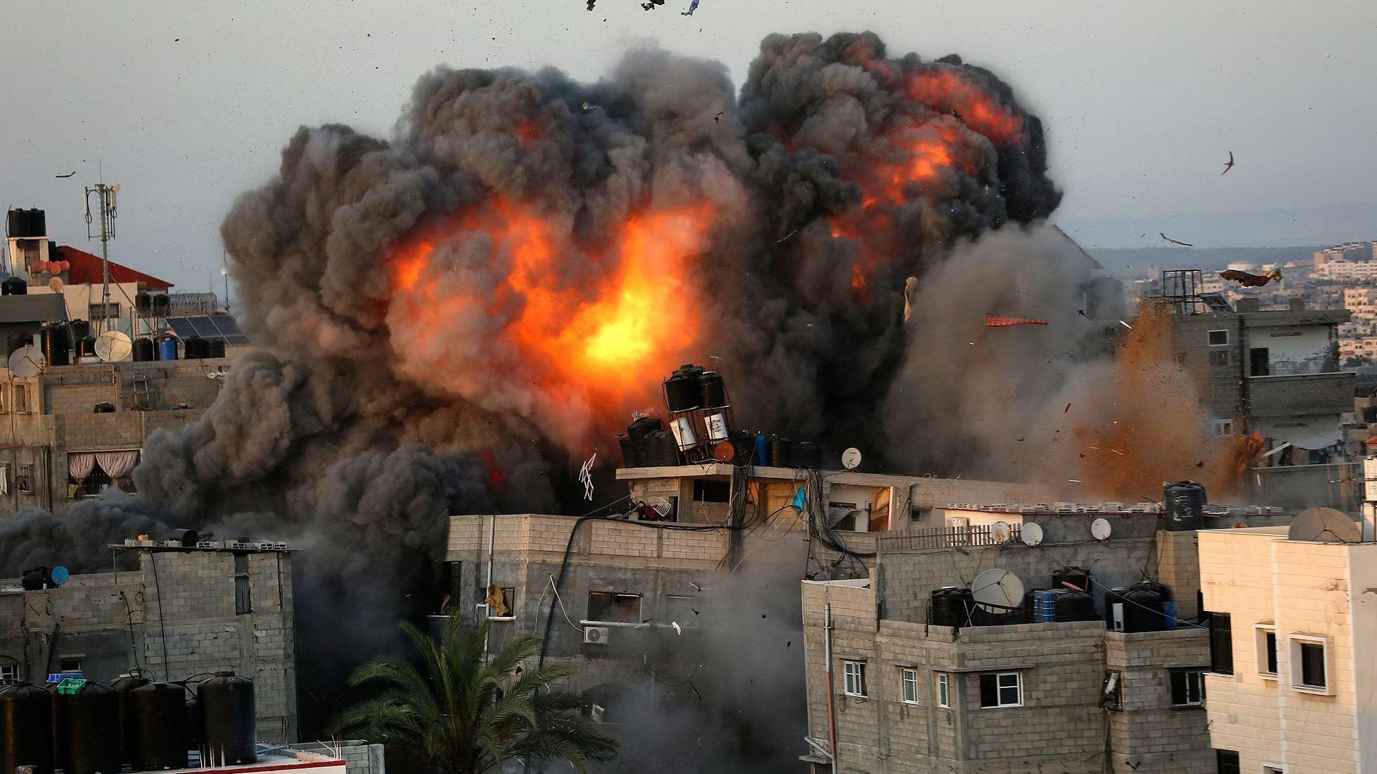 ВВС Израиля нанесли удар по жилому дому в секторе Газа: погибли 27 палестинцев